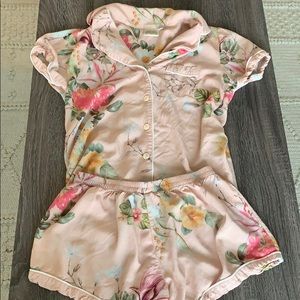 Pink Floral Pajama Set bridesmaids pajamas